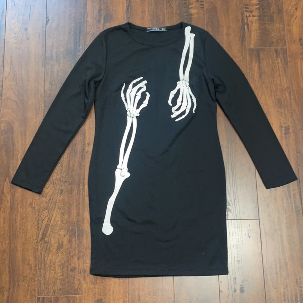 NWOT Skeletons Hands Black Mini Dress Halloween - Picture 1 of 3